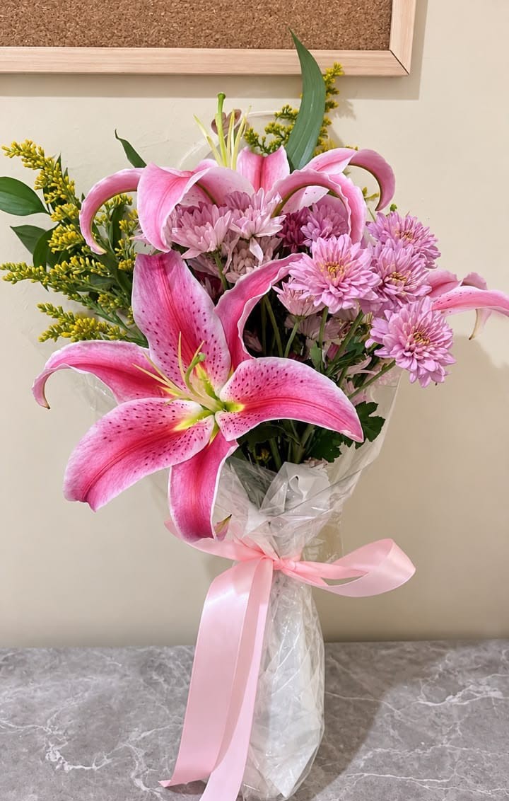 Fresh Flower arrangement
